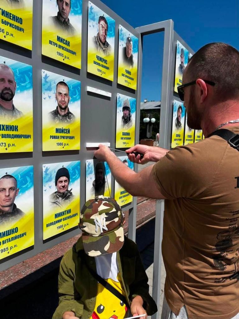 Франківець Любомир Паньків зняв своє фото з Алеї надії (ФОТО) 7 753707694 1638157997880450 5284743733306908292 n