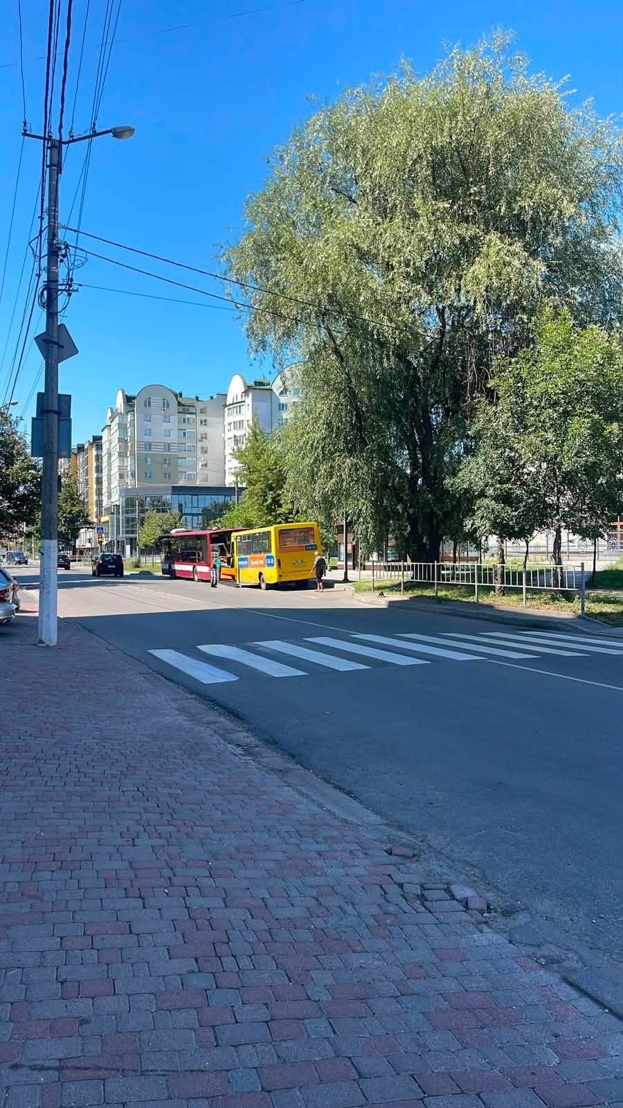 У Франківську змінять схему руху на двох важливих перехрестях: що потрібно знати водіям (ФОТО) 1 759420979 1645147547612634 5185394599357915217 n