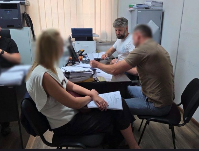 На Прикарпатті топпосадовцям Держпраці повідомили нові підозри у справі про хабарництво 11 ifr 1784876247 754235262 1060239926658636 2682465302384285298 n