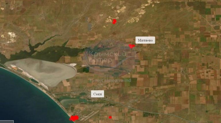 У Криму вночі лунали вибухи: повідомляють про пожежі на двох електропідстанціях 10 photo 2026 07 02 09 24 22