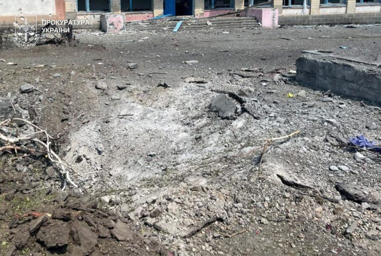 Постраждала родина: на Дніпропетровщині внаслідок удару КАБа загинула 7-річна дівчинка, четверо людей у лікарні 3 photo 2026 07 02 14 30 00