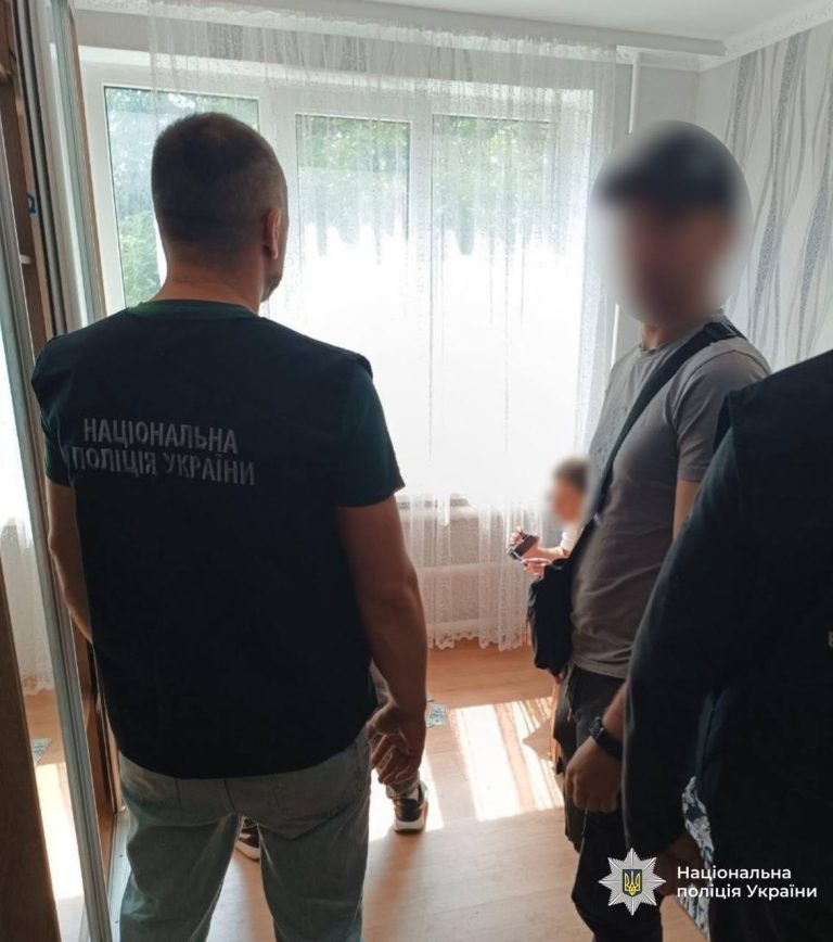 На Тлумаччині чоловік викрав з будинку колишньої вчительки грошей та прикрас майже на 1,3 млн грн 8 photo 2026 07 17 10 30 25