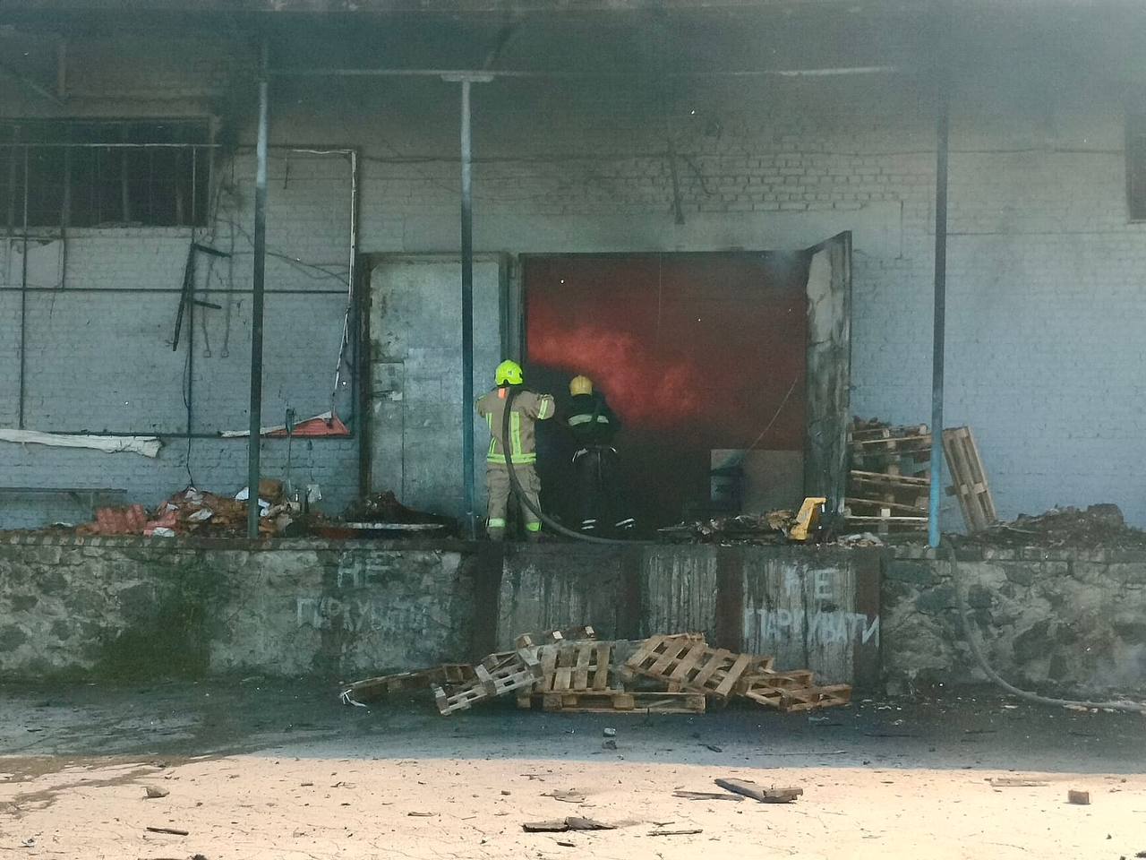 На Вінниччині росіяни вдарили по відділенню "Нової Пошти": постраждали восьмеро людей 2 photo 2026 07 31 10 45 59 2