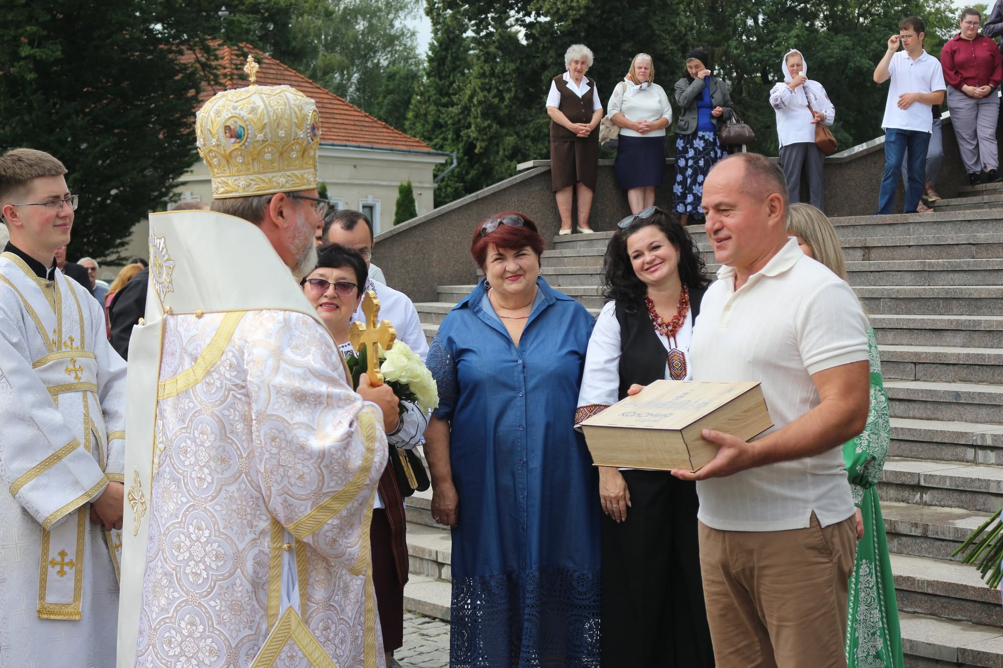 Блаженніший Святослав очолив Божественну літургію у Коломиї (ФОТО) 6 767031644 1829599762503062 3636333931461212301 n