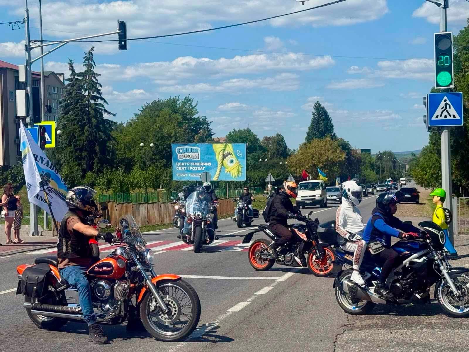 На Прикарпатті відбувся автопробіг на підтримку полонених і безвісти зниклих захисників (ФОТО) 3 772204635 1373337121652164 5248655511457909724 n