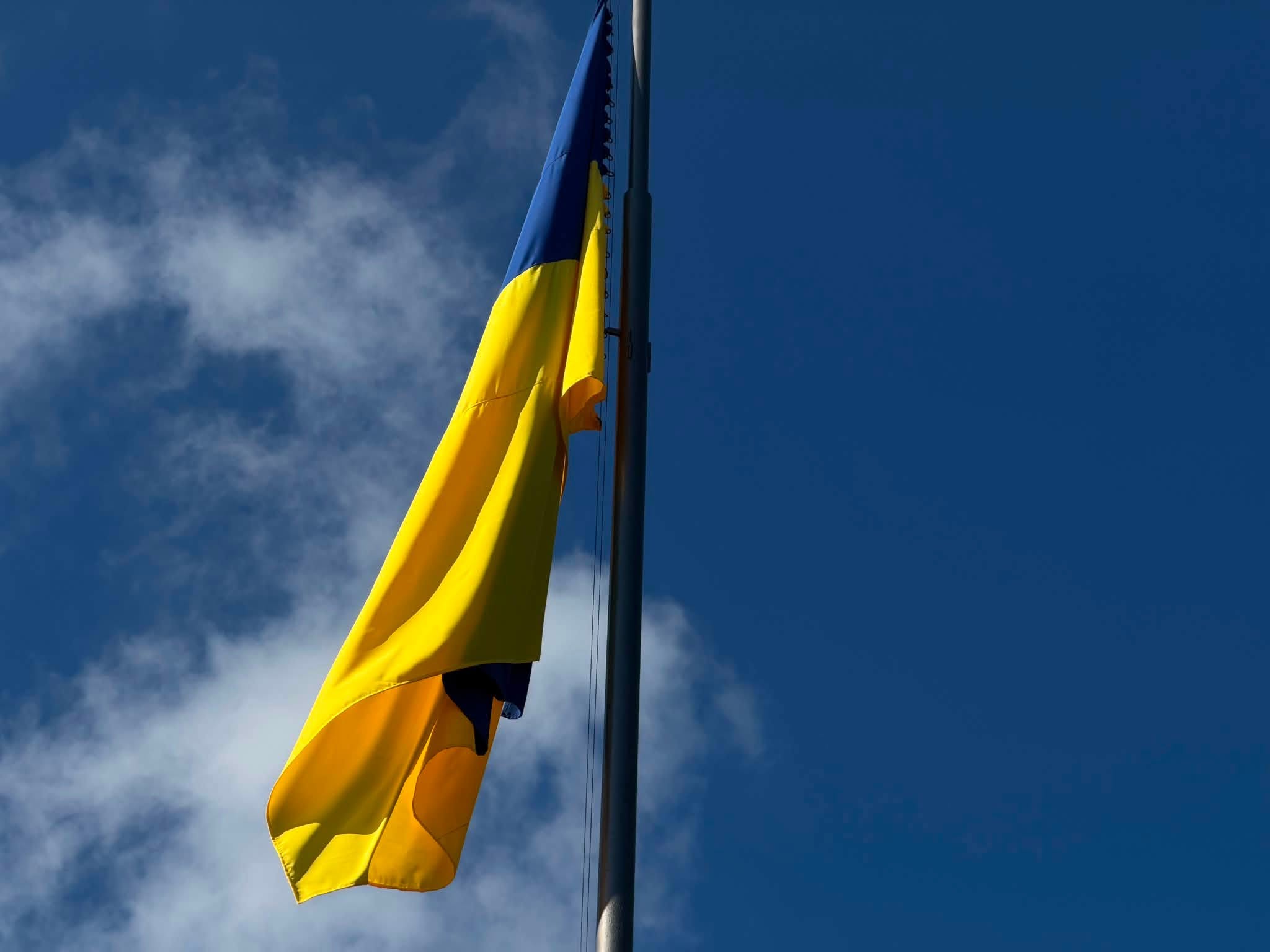 У День Державного Прапора України у Франківську вручили відзнаки «За честь і звитягу» родинам полеглих захисників (ФОТО) 5 777824871 1668339064862343 3385117113948630496 n