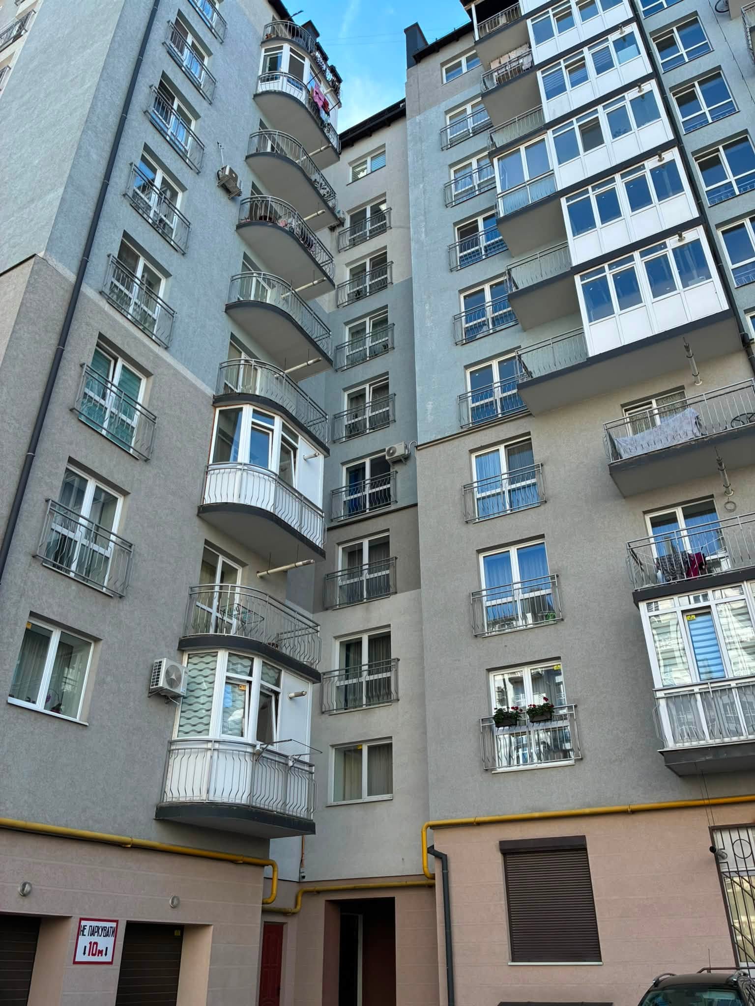 "Ми самі робимо їх старими", - Михайло Смушак про вигляд будинків у Франківську 2 787926445 1676419004485488 7778746469707765625 n