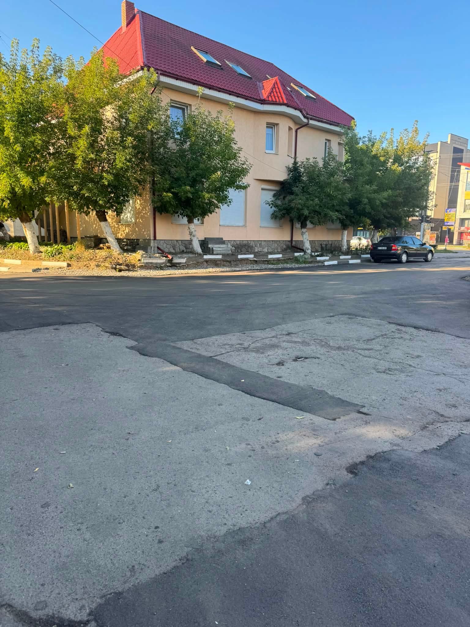 У Калуші оновлюють міжквартальні дороги: які вулиці вже відремонтували (ФОТО) 6 787945645 1109148004970032 7071946772699425792 n