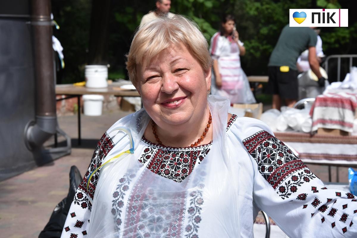 Смак, що допомагає фронту: на фестивалі у Франківську збирали кошти на потреби "Едельвейсу" (ФОТО, ВІДЕО) 4 DSC 0032