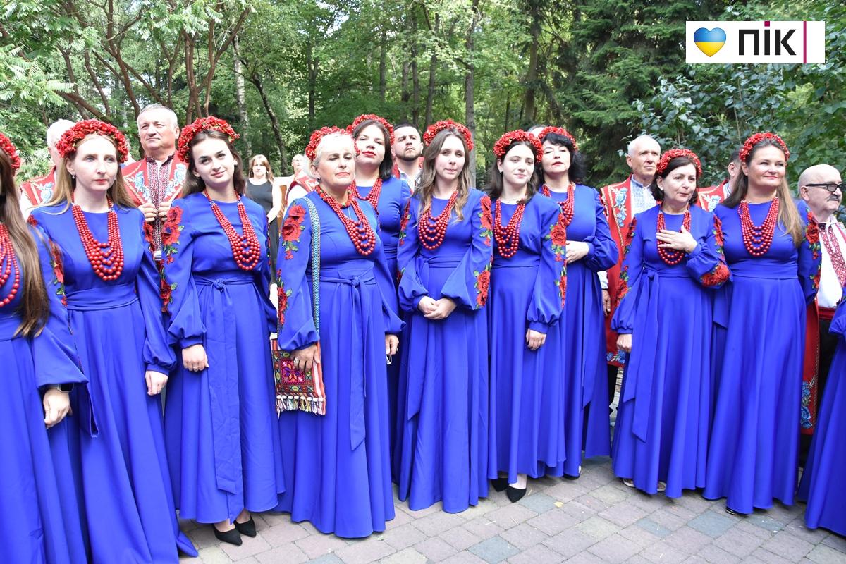 Смак, що допомагає фронту: на фестивалі у Франківську збирали кошти на потреби "Едельвейсу" (ФОТО, ВІДЕО) 21 DSC 0193