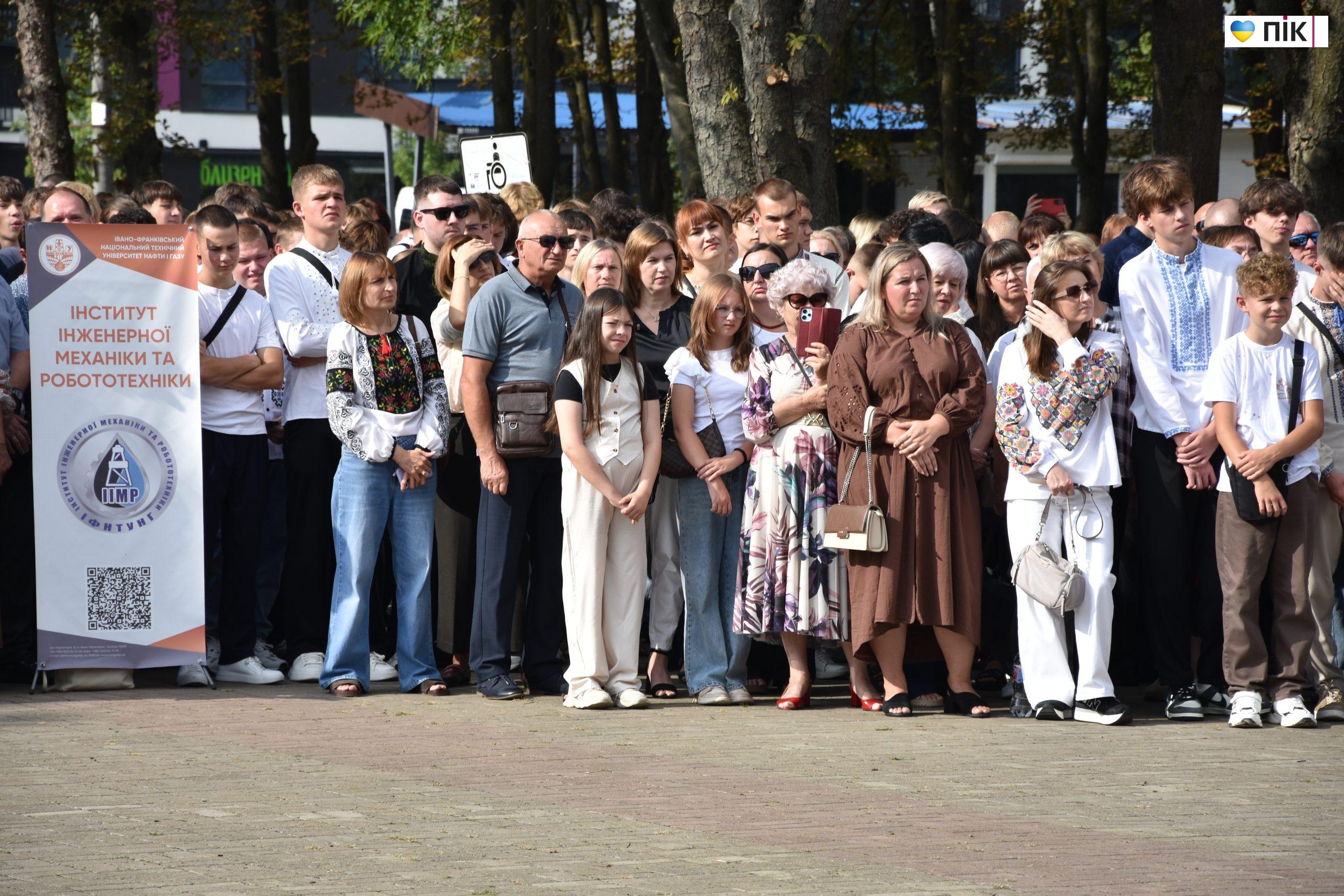 В ІФНТУНГ відбулася урочиста посвята першокурсників у студенти (ФОТО) 5 DSC 0323 scaled