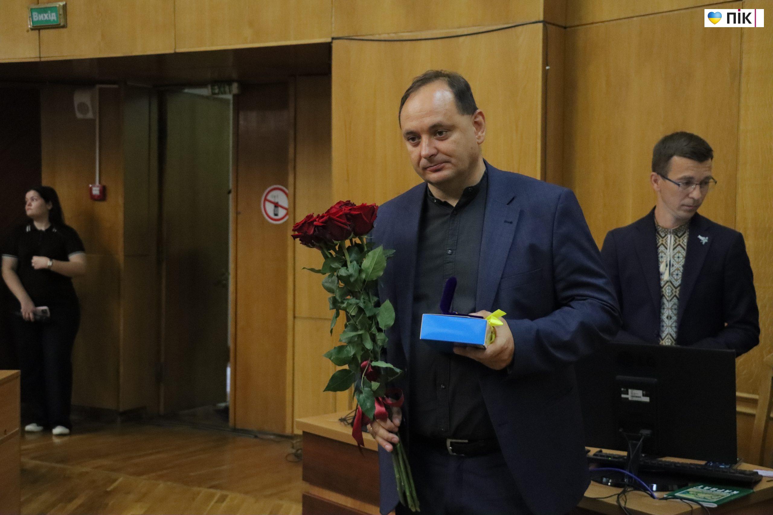 У Франківську відбулася позачергова сесія міської ради (ФОТОРЕПОРТАЖ) 16 IMG 6826 scaled