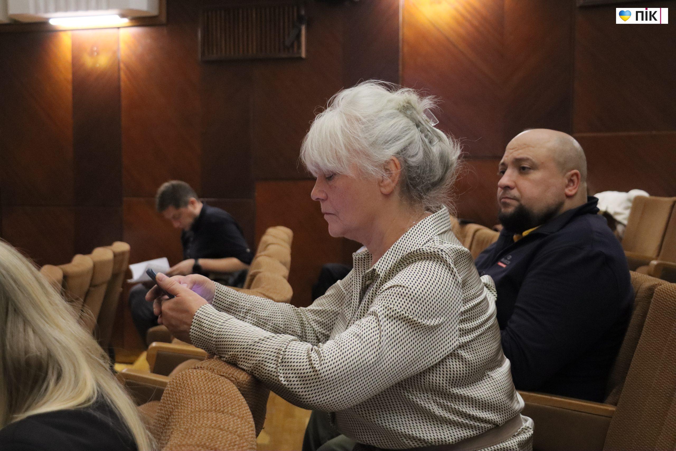 У Франківську відбулася позачергова сесія міської ради (ФОТОРЕПОРТАЖ) 43 IMG 6969 scaled