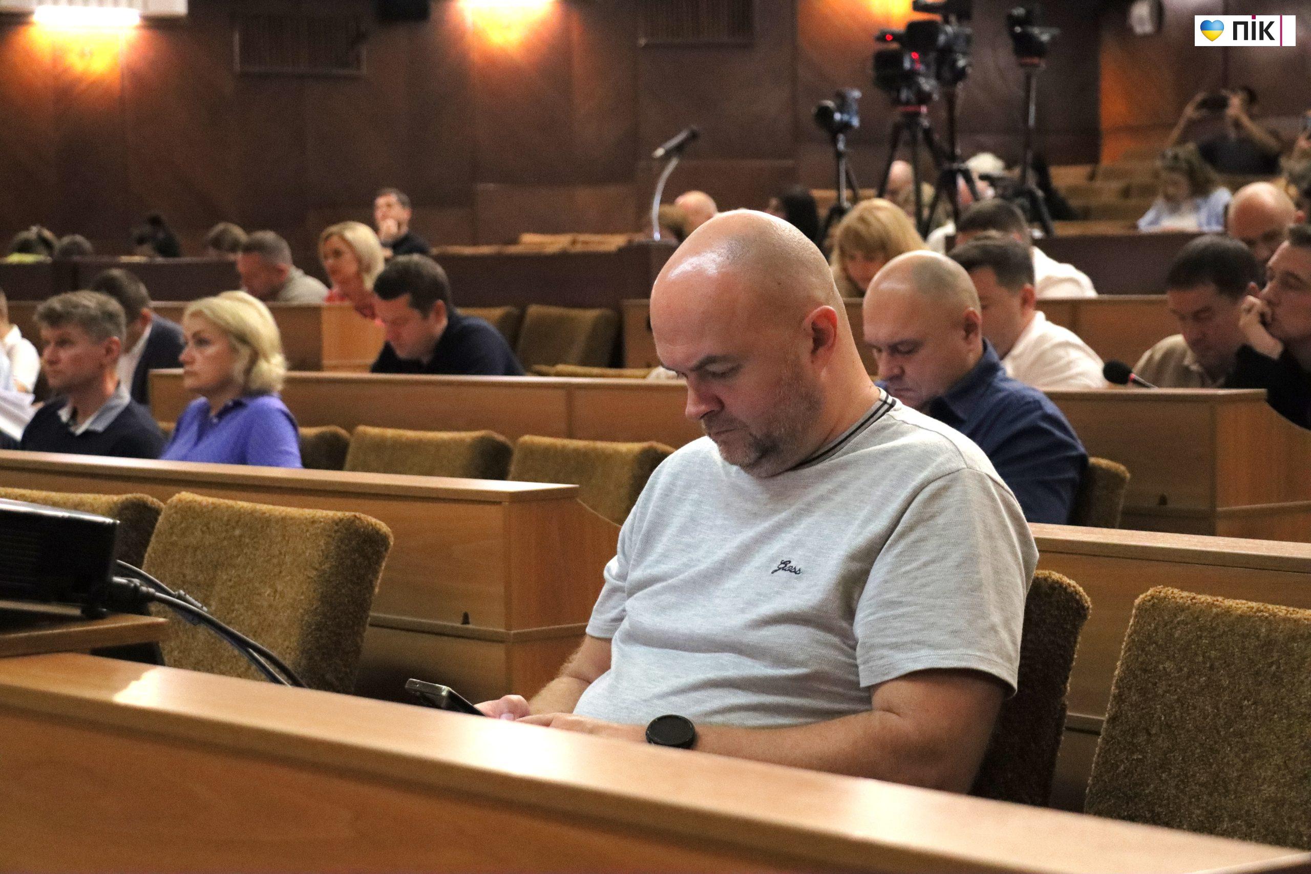 У Франківську відбулася позачергова сесія міської ради (ФОТОРЕПОРТАЖ) 3 IMG 7041 scaled