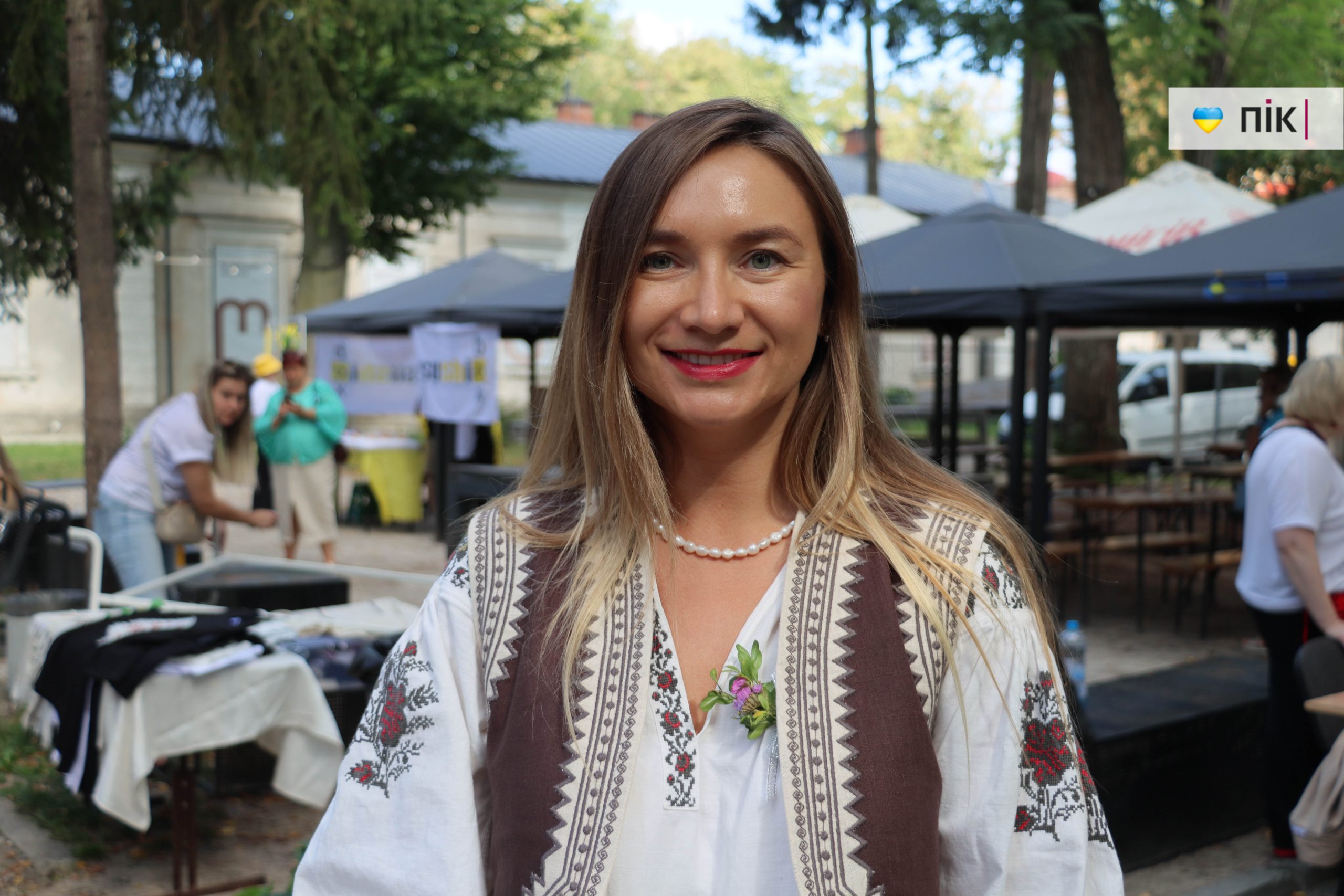 В Івано-Франківську відгуляли благодійне «Весілля у Палаці»: як це було (ФОТО) 9 IMG 8429 scaled
