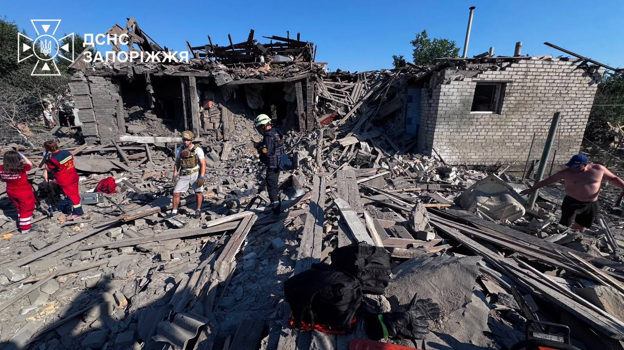 Витік небезпечної речовини на Полтавщині, зруйнований будинок на Запоріжжі: наслідки російських атак 1 photo 2026 08 02 18 28 19
