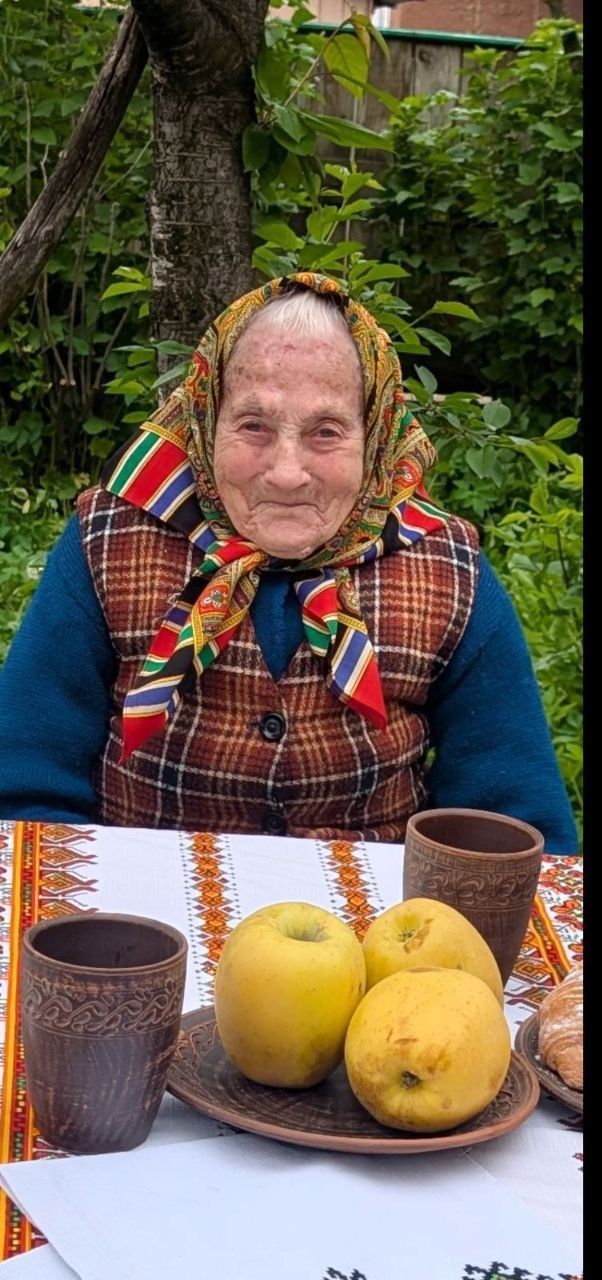 Ніколи ні з ким не сварилася: жителька Букачівської громади Юлія Бунич відзначила 100 років (ФОТО, ВІДЕО) 4 5321012623874662230