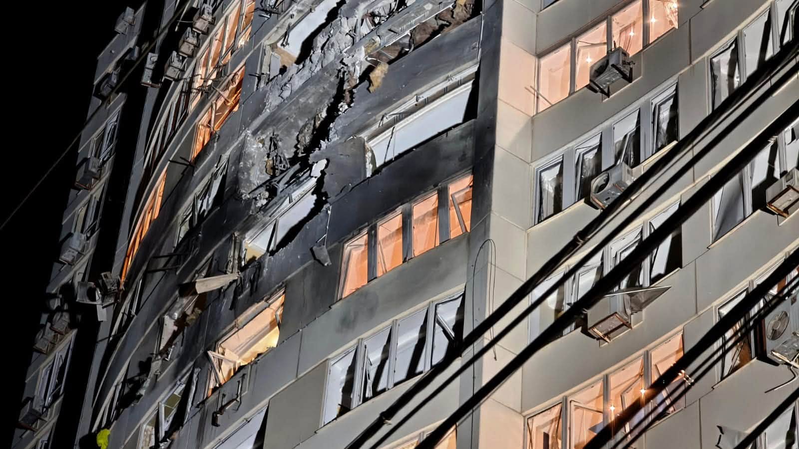 Нічна атака на Одесу: пошкоджена багатоповерхівка, 17 постраждалих (ФОТО) 3 790256538 1069997162676313 2284975847912293600 n