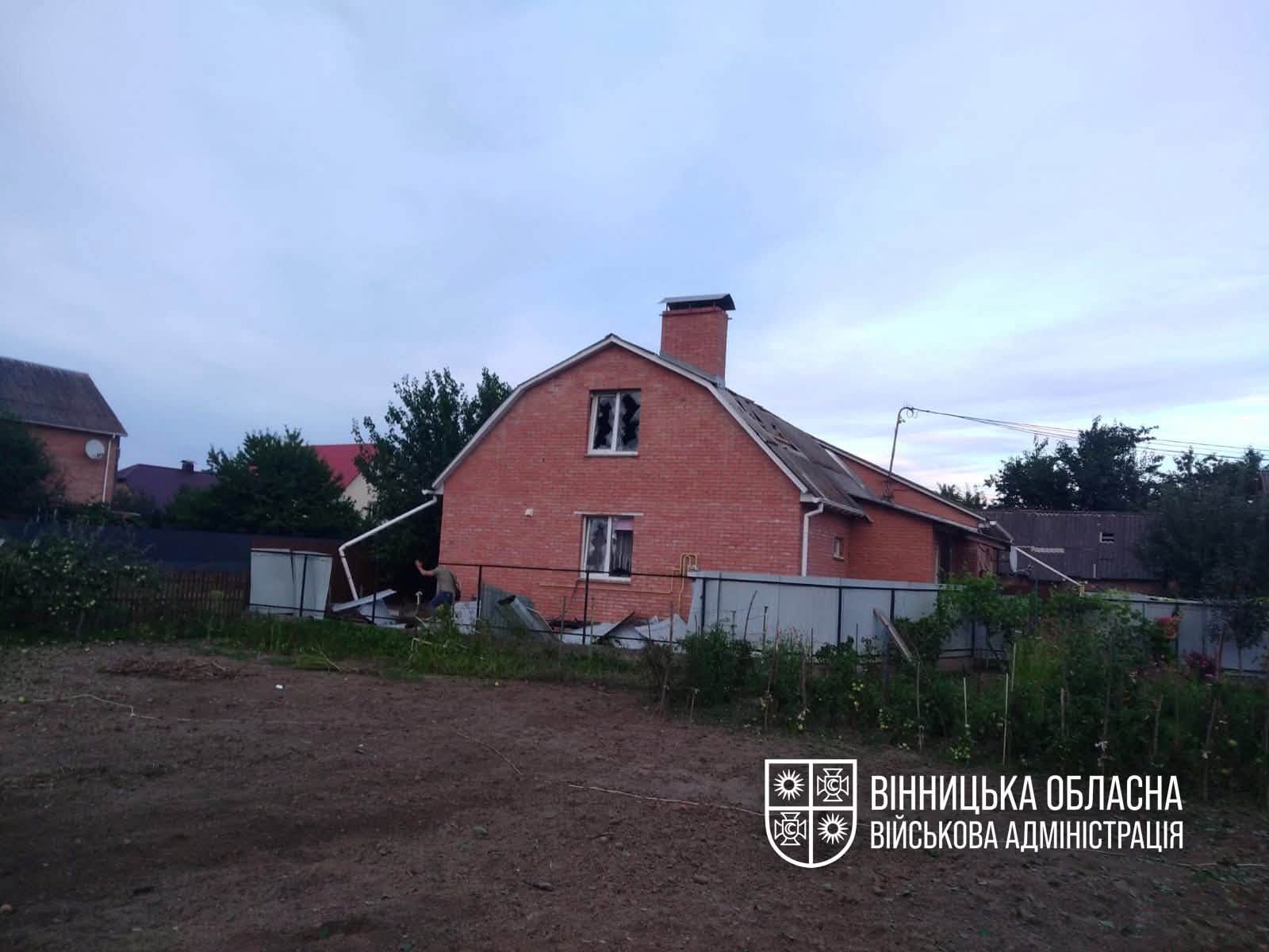 На Вінниччині внаслідок російської атаки постраждали двоє людей (ФОТО) 2 791355761 1695005875967807 3953652523866977870 n
