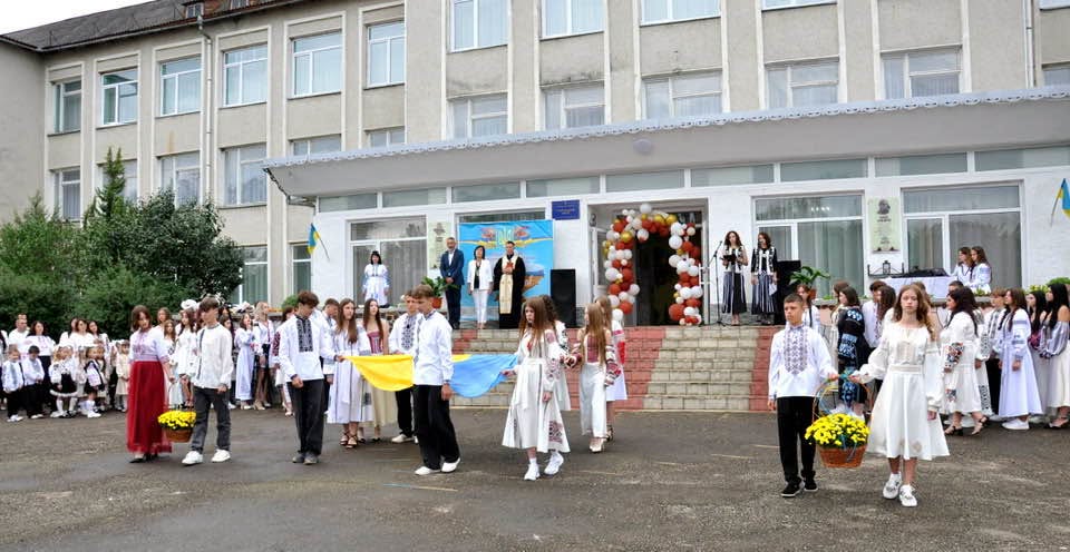 У Богородчанській громаді новий навчальний рік розпочали 2890 учнів 7 791974941 1091628423330864 7145856144971179142 n