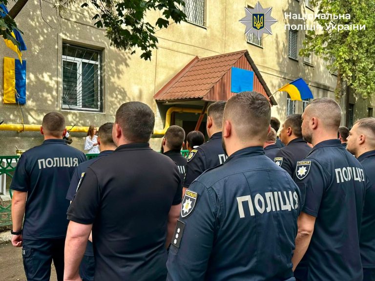У Франківську вшанували пам’ять полеглого поліцейського Володимира Розвадовського (ФОТО) 2 794145584 1080346217972940 7146155233167339751 n