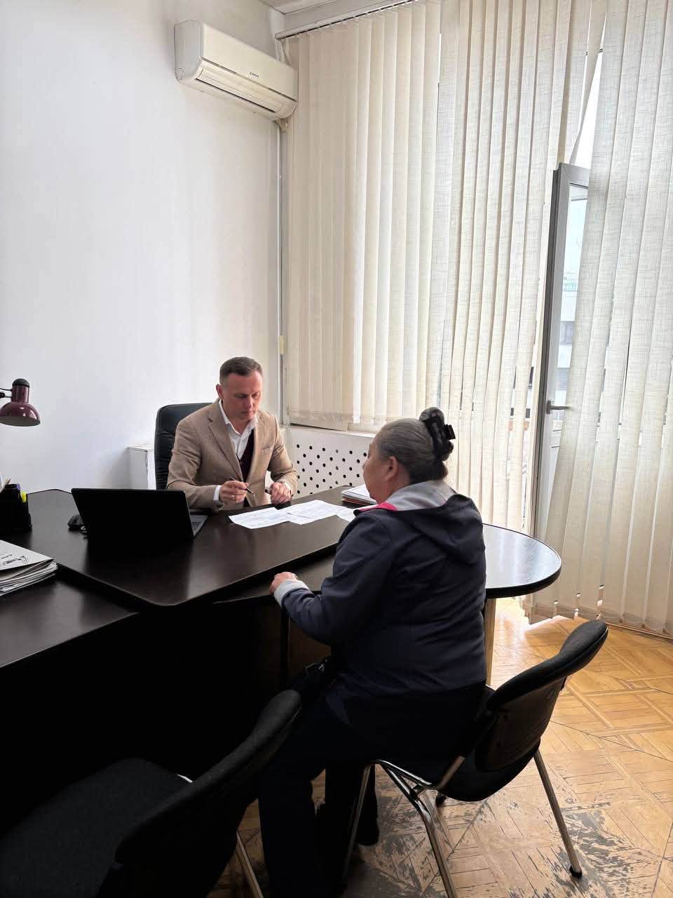Михайло Смушак закликав франківців допомагати літнім батькам із комунальними проблемами (ФОТО) 6 795395762 1698315165629205 1029481602016540584 n