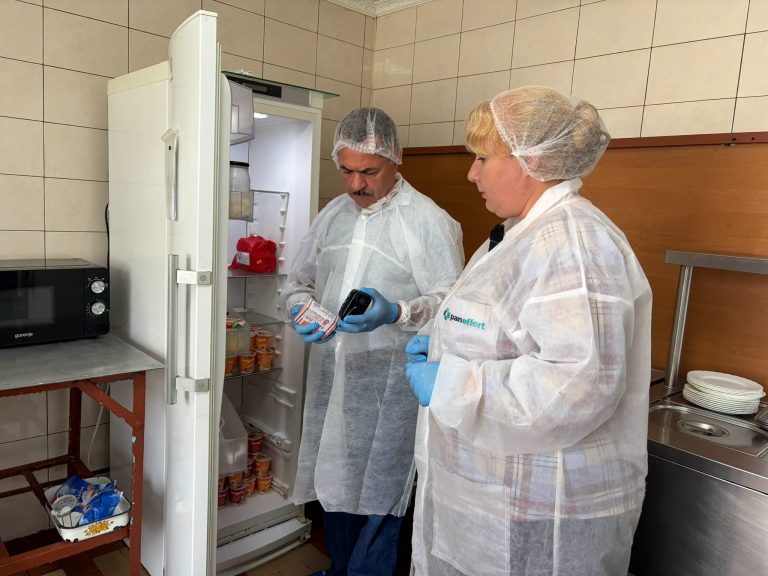 На Прикарпатті перевіряють харчування у школах: в одному з ліцеїв виявили порушення 9 801756064 933993582561506 4048752280764183075 n