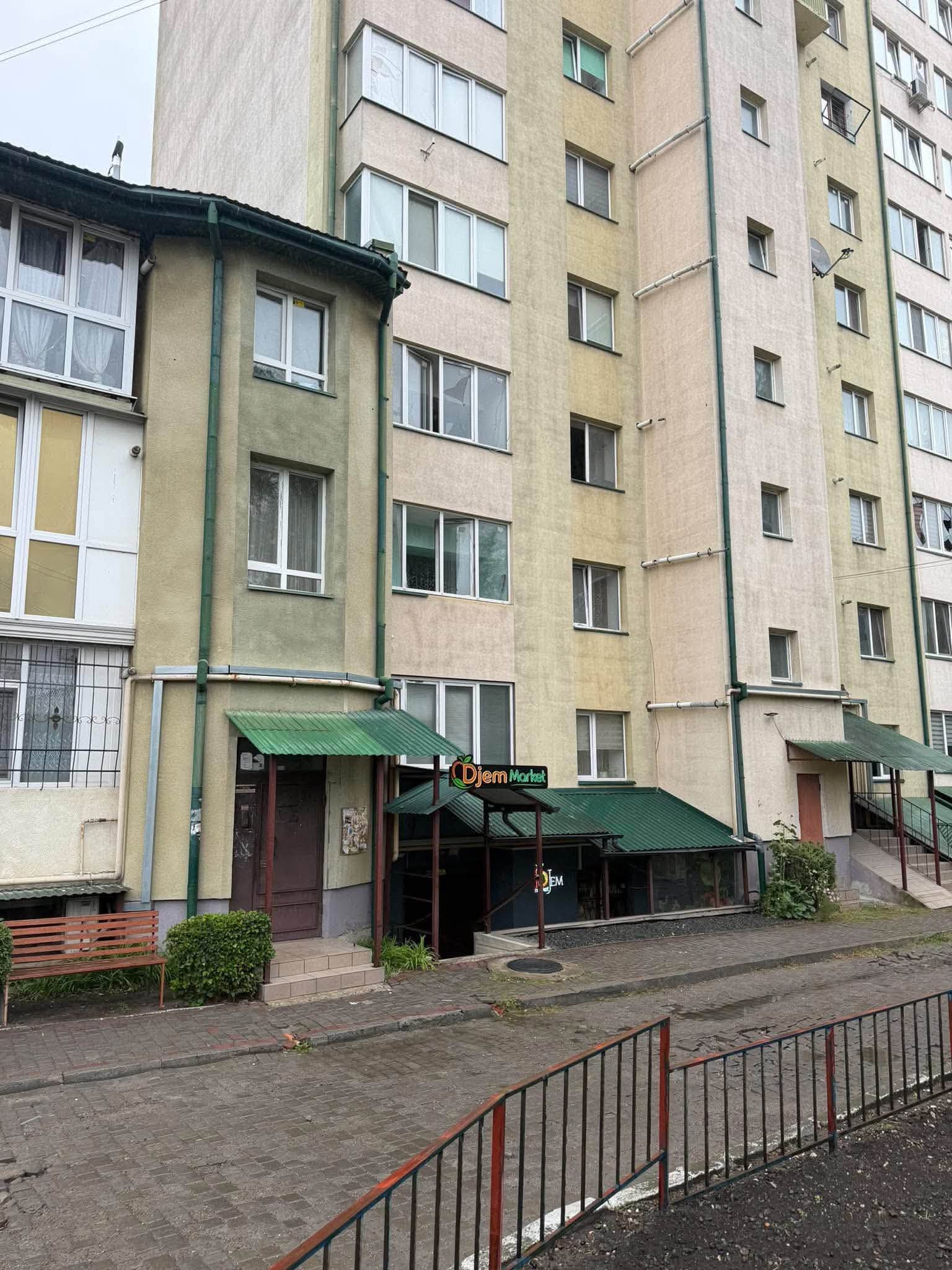Вибило вікна: в Івано-Франківську пошкоджений житловий будинок (ФОТО) 2 808136925 1686577579705158 6240174817561910553 n