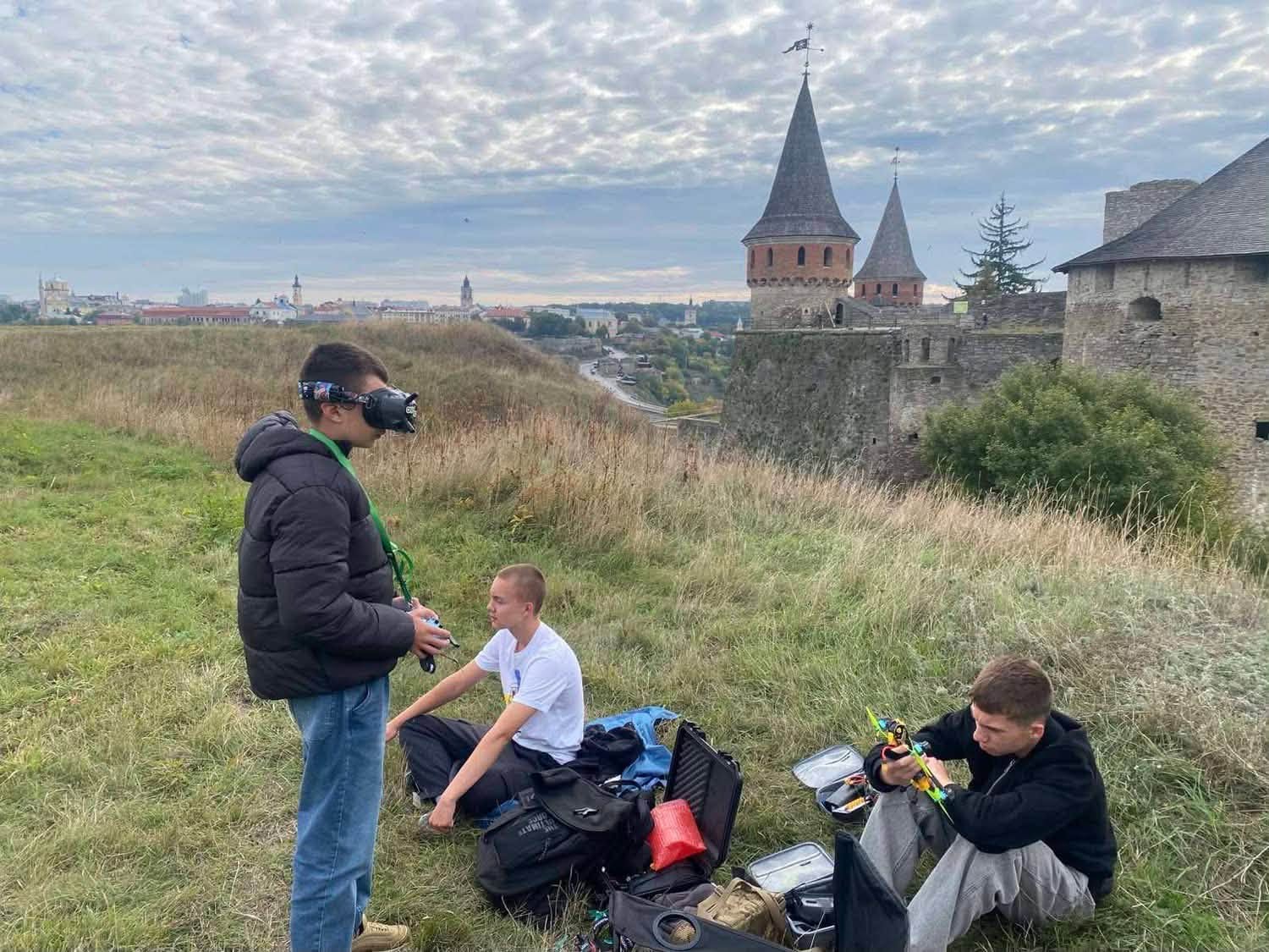Юні богородчанці здобули друге та третє місце на всеукраїнських відкритих змаганнях з авіамодельного спорту 1 825267022 1509855321162594 2912374357637428926 n