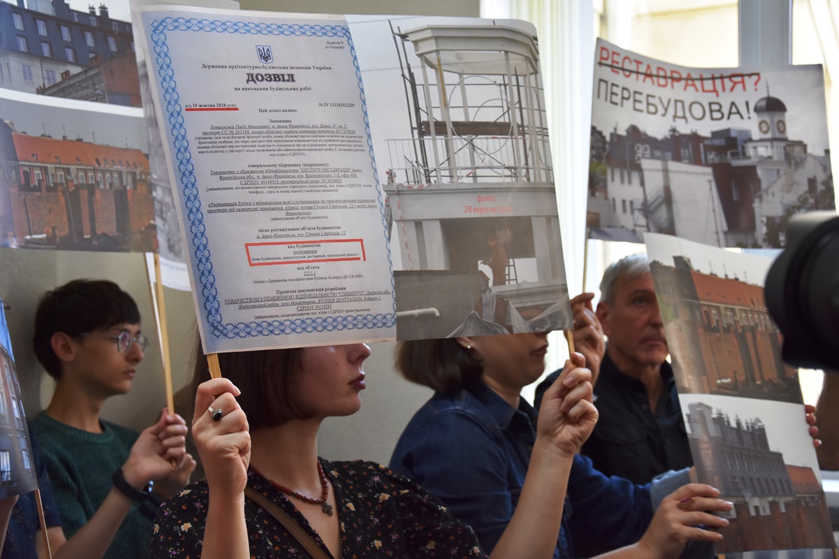 У Франківську відбулося апеляційне засідання у справі готелю «Дністер» (ФОТО, ВІДЕО) 6 DSC 0792