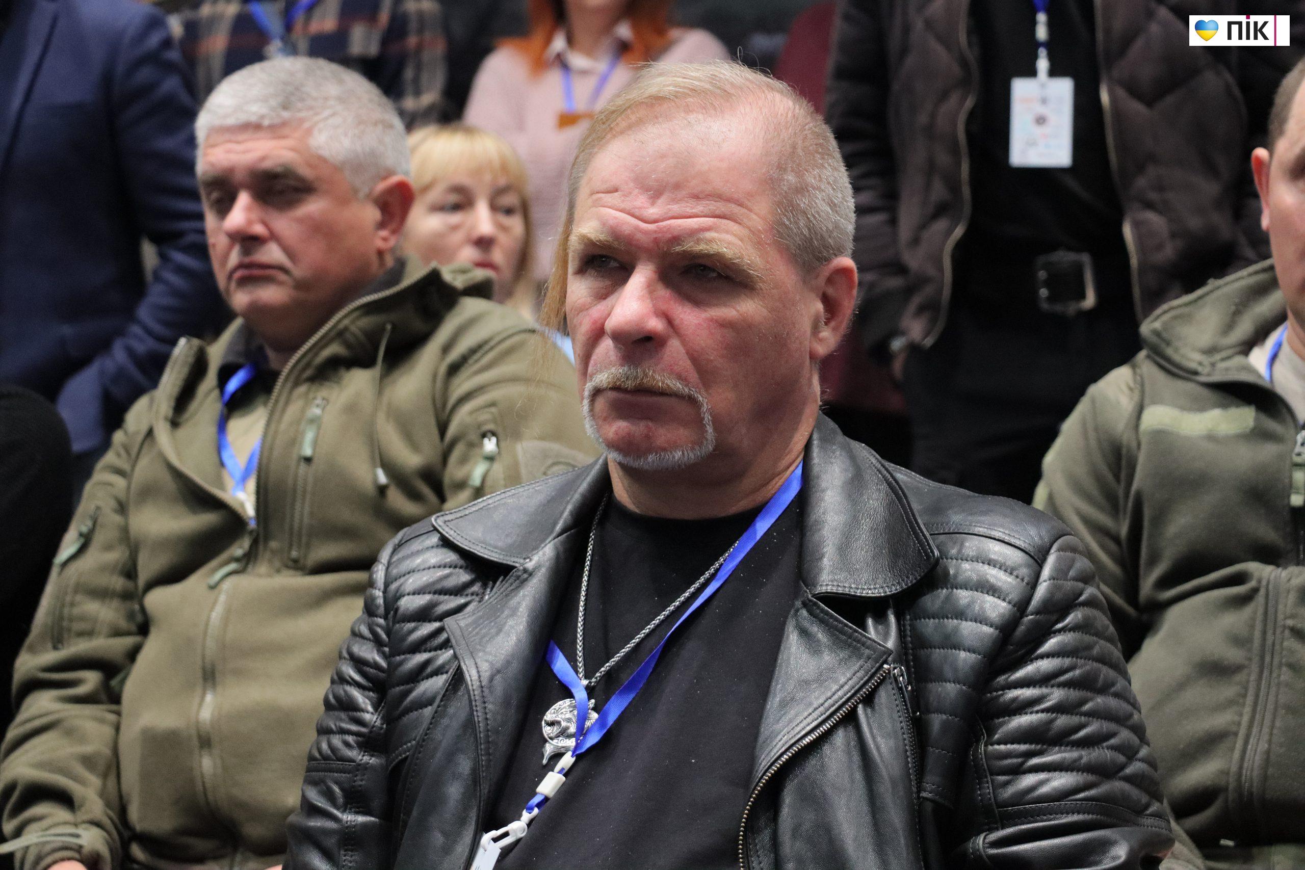 «Повага, комунікація та можливість знайти себе»: які проблеми ветеранів обговорювали на форумі в Івано-Франківську (ФОТО, ВІДЕО) 16 IMG 0549 scaled