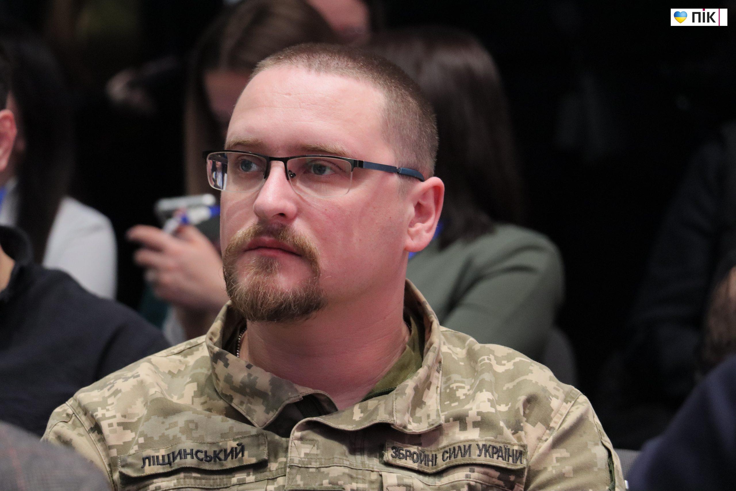 «Повага, комунікація та можливість знайти себе»: які проблеми ветеранів обговорювали на форумі в Івано-Франківську (ФОТО, ВІДЕО) 18 IMG 0609 scaled