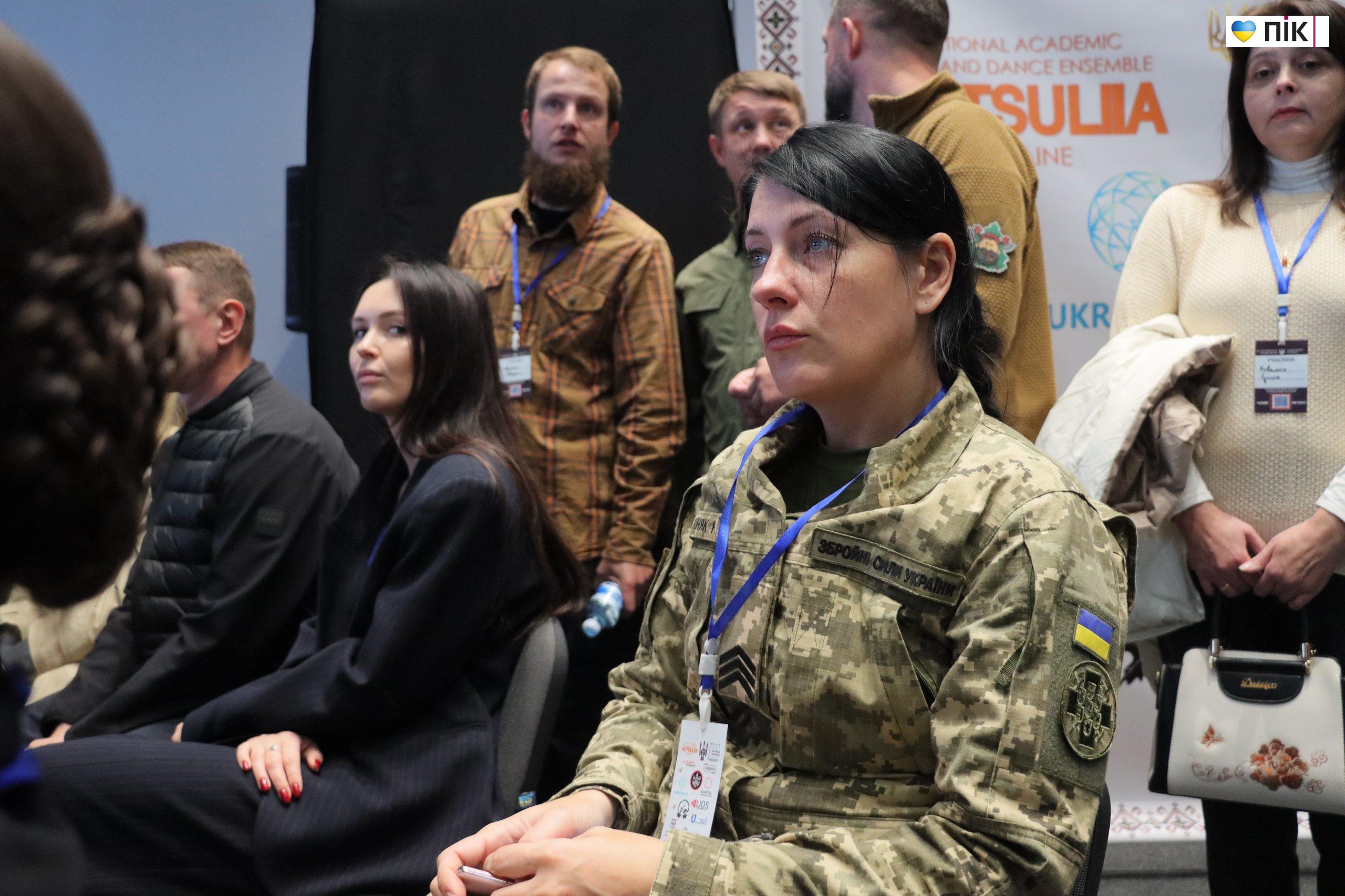 «Повага, комунікація та можливість знайти себе»: які проблеми ветеранів обговорювали на форумі в Івано-Франківську (ФОТО, ВІДЕО) 26 IMG 0638 scaled