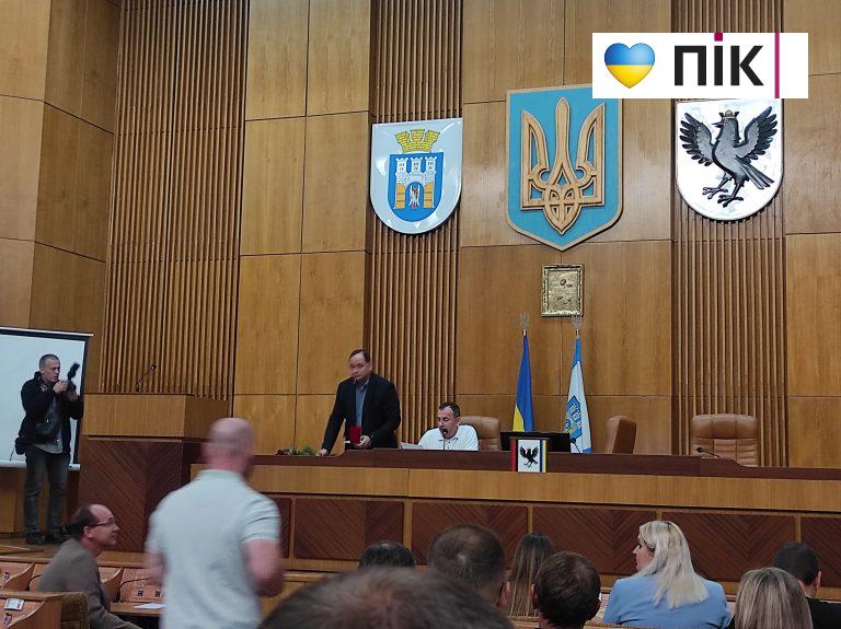 У Франківську планують облаштовувати найпростіші укриття у багатоквартирних будинках: що відомо 8 IMG 20260918 102032