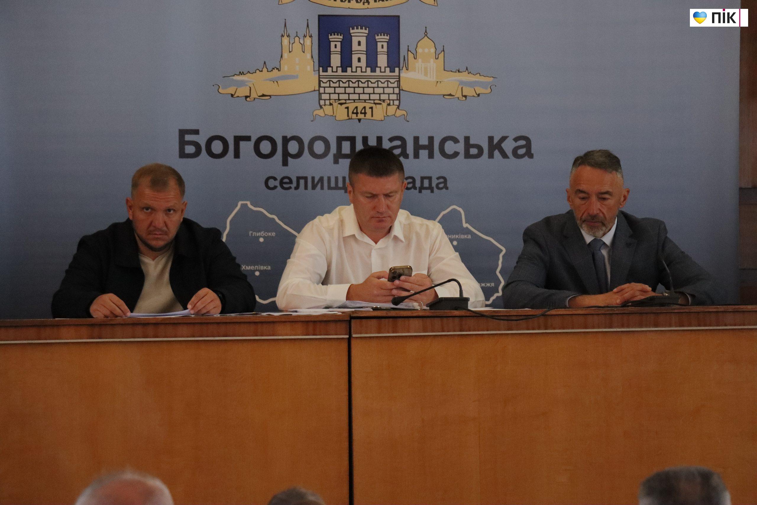 Сесія, молебень, пам'ятник бургомістру: день міста у Богородчанах-2026 (ФОТОРЕПОРТАЖ) 3 IMG 7608 scaled
