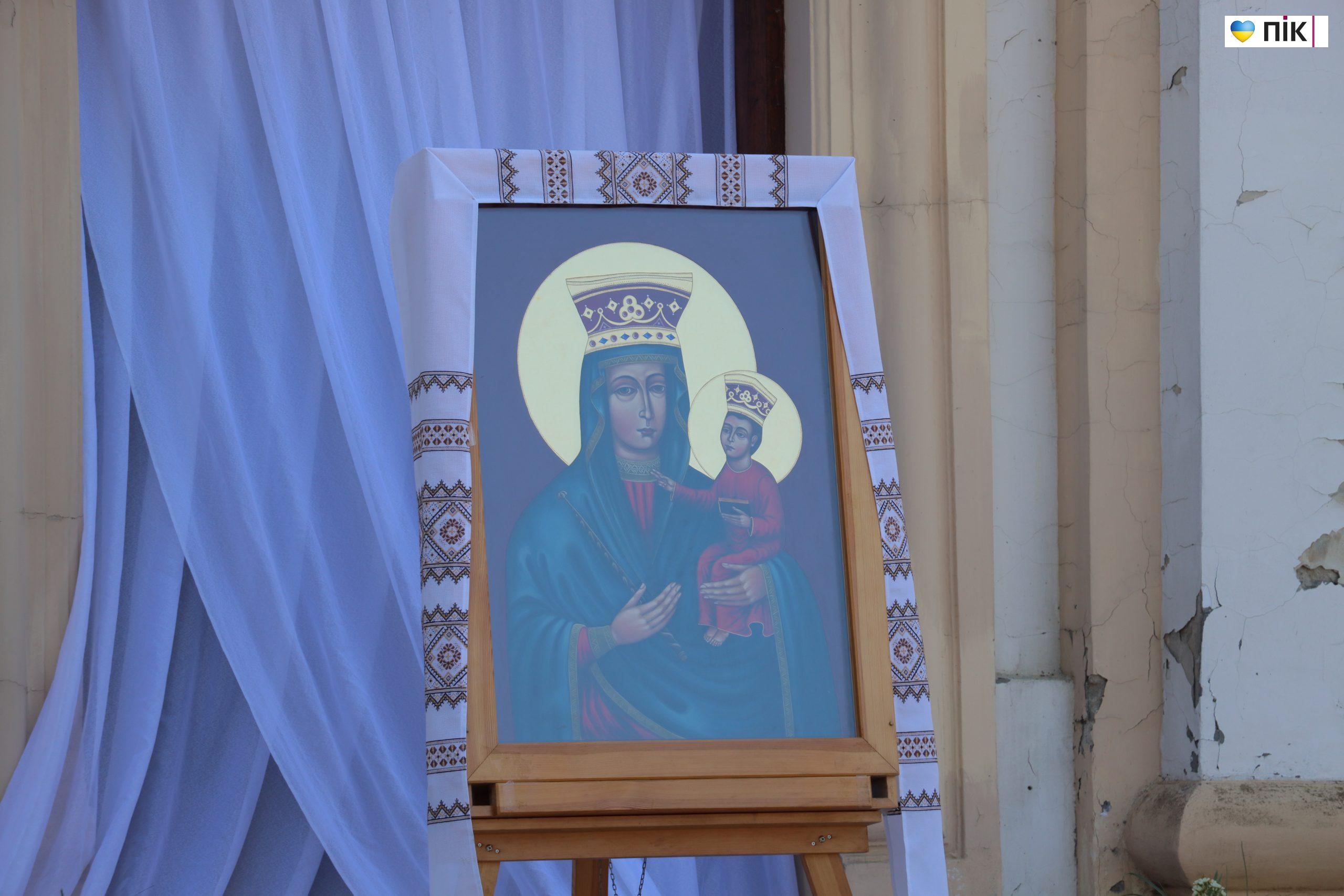 Сесія, молебень, пам'ятник бургомістру: день міста у Богородчанах-2026 (ФОТОРЕПОРТАЖ) 35 IMG 7639 scaled