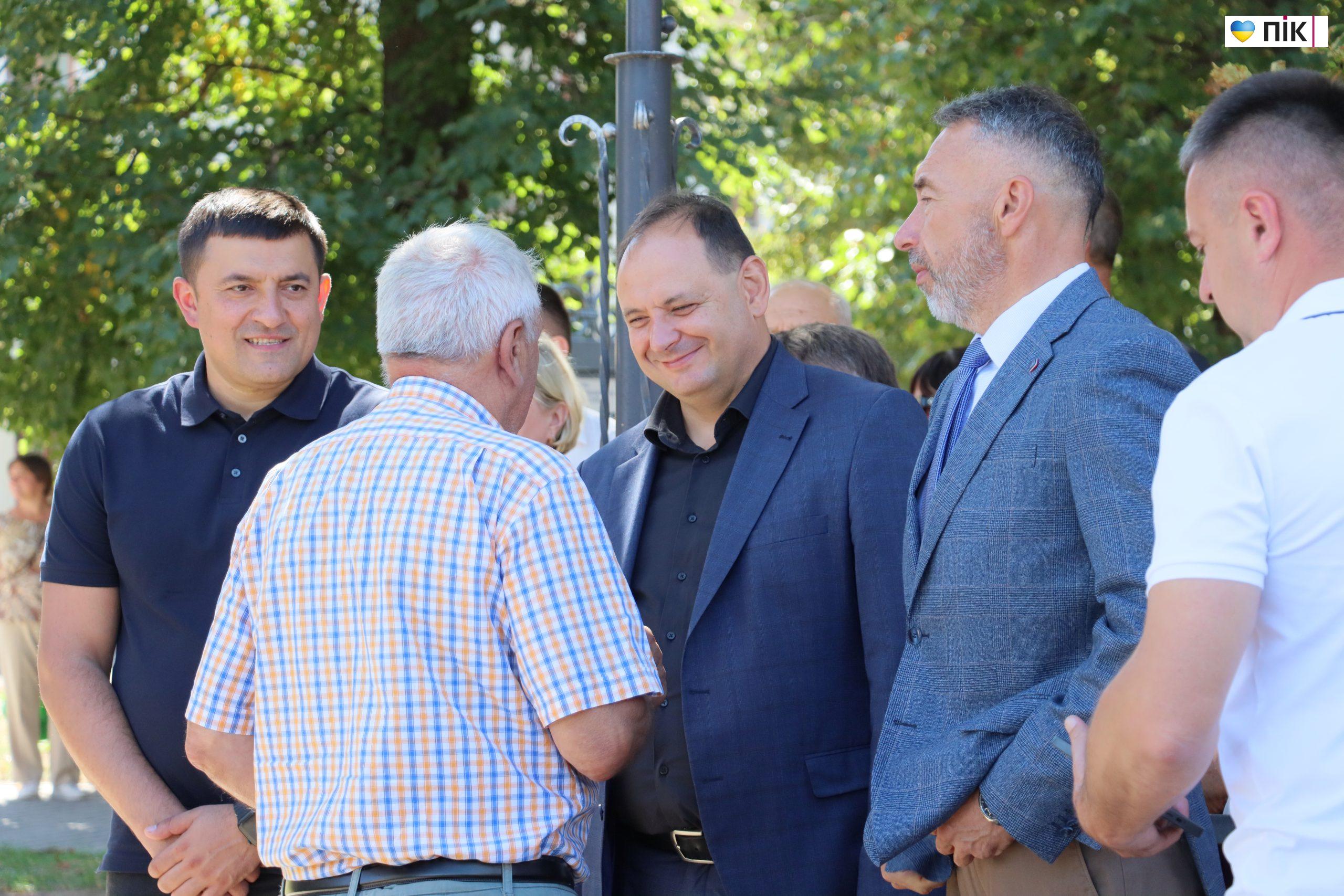 Сесія, молебень, пам'ятник бургомістру: день міста у Богородчанах-2026 (ФОТОРЕПОРТАЖ) 54 IMG 7810 scaled