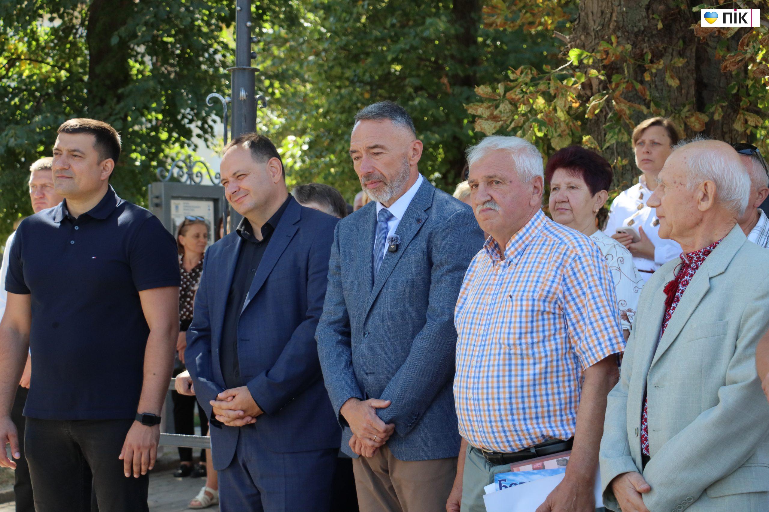 Сесія, молебень, пам'ятник бургомістру: день міста у Богородчанах-2026 (ФОТОРЕПОРТАЖ) 53 IMG 7825 scaled