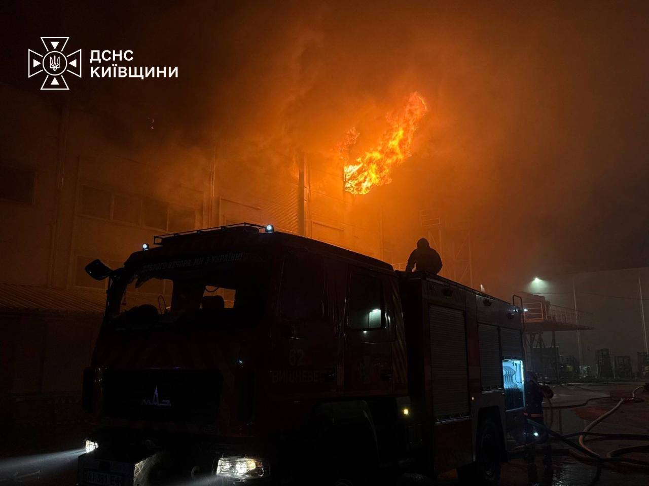 Четверо загиблих та поранені: росія атакувала Україну ракетами та 167 дронами 2 image 12