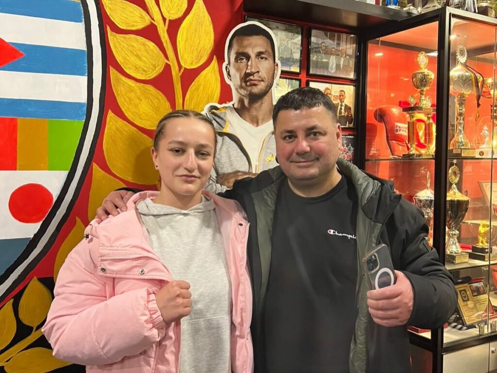 Прикарпатські боксери представляють Україну на міжнародному турнірі в Берліні (ФОТО) 2 857437503 1128539426217824 8365163461058937342 n 1024x768 1