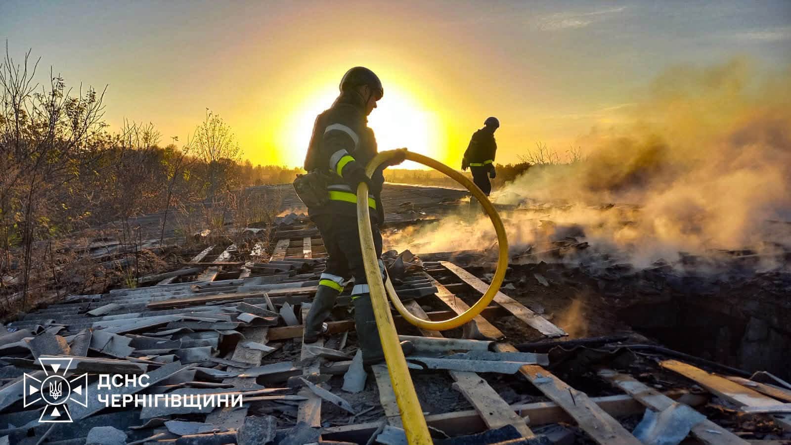 Нічна атака РФ 26 жовтня: шестеро постраждалих, пожежі та пошкоджений енергооб'єкт (ФОТО) 5 859074193 1577502001084350 4152189451242506505 n