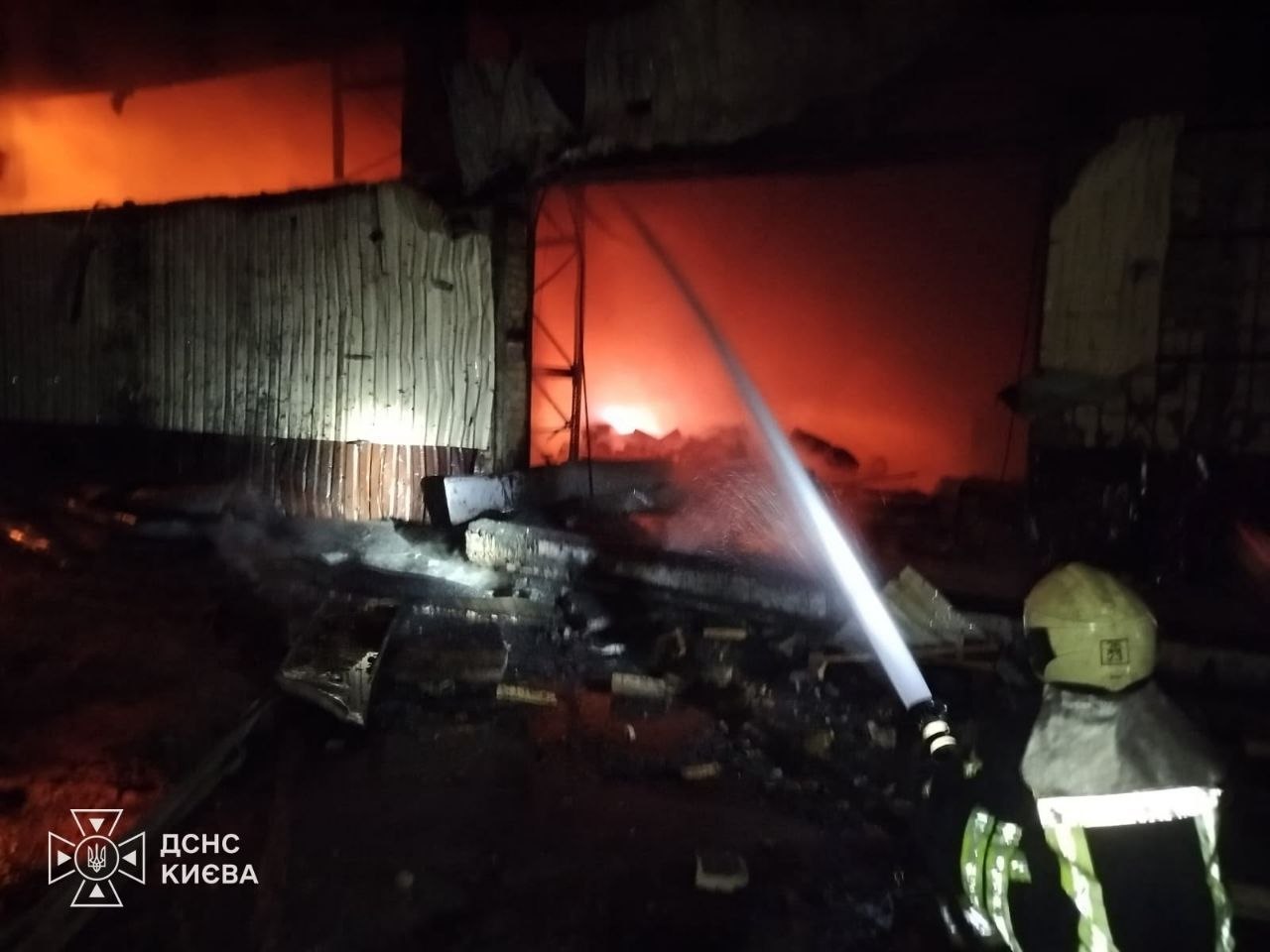 У Києві внаслідок нічної атаки загинула одна людина 2 IMG 20261030 073812 785
