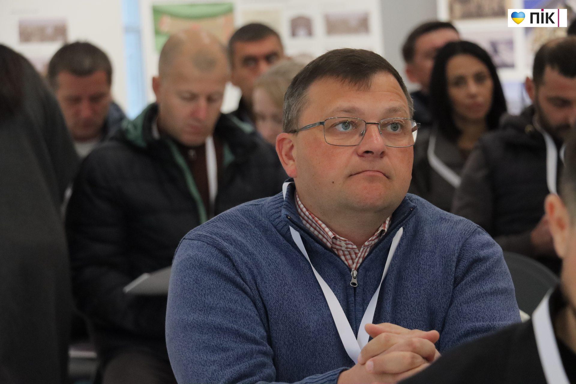Від заторів до безпечних вулиць: у Франківську відбувся форум «Мобільність та безпека руху» (ФОТОРЕПОРТАЖ) 40 IMG 2306 scaled