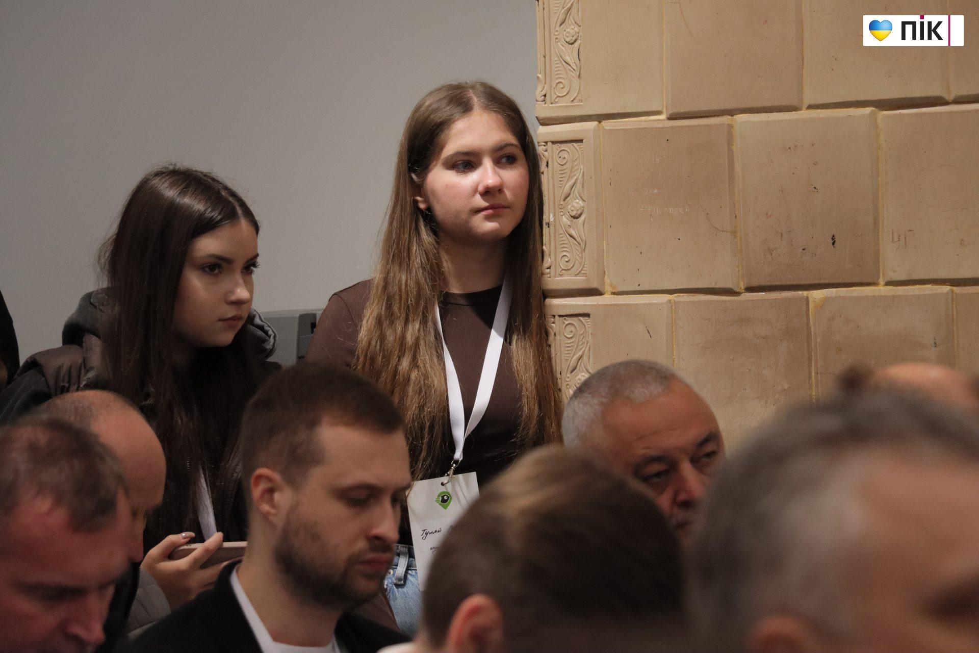 Від заторів до безпечних вулиць: у Франківську відбувся форум «Мобільність та безпека руху» (ФОТОРЕПОРТАЖ) 28 IMG 2459 scaled