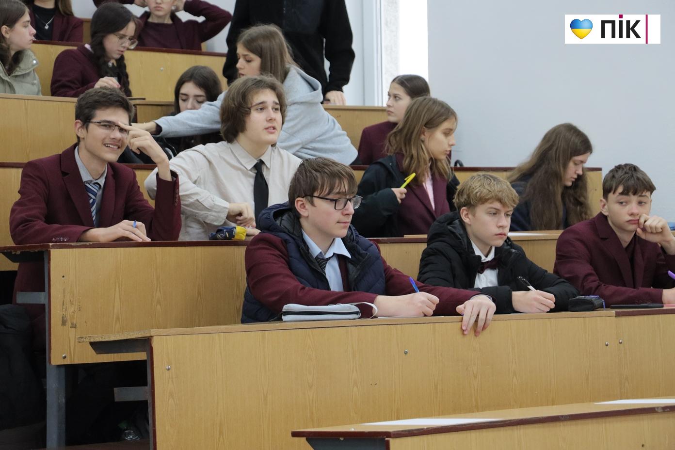 Студенти ІФНТУНГ долучилися до Радіодиктанту-2026 (ФОТО) 3 IMG 4315