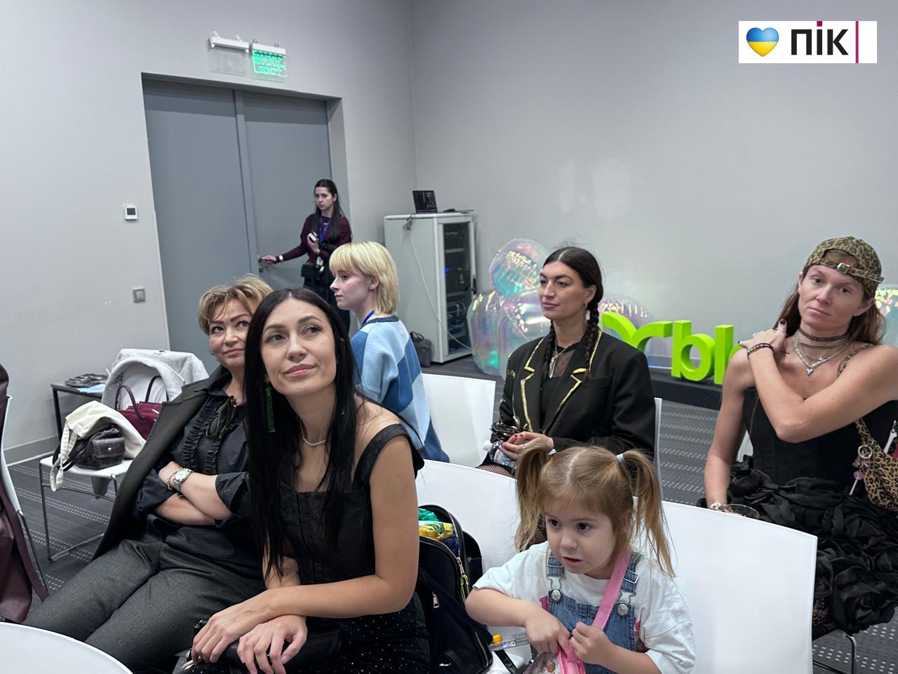 Нотатки з Lviv Fashion Week: мода в умовах війни – культурна дипломатія (ФОТО) 5 Lviv Fashion Week 71