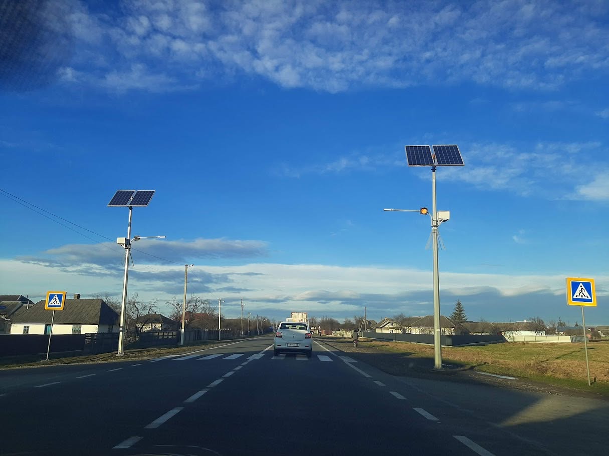 Про мости, відновлені автошляхи та людей, які щодня будують майбутнє: підсумки сезону від Любомира Семаніва (ФОТО) 5 Sluzhba vidnovlennya 52