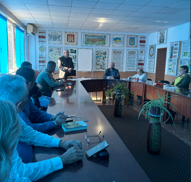 «Пам’ять — це відповідальність»: у Франківську ветерани, військові та матері загиблих Героїв говорили про війну і майбутнє 3 Znimok ekrana 2026 10 02 073715