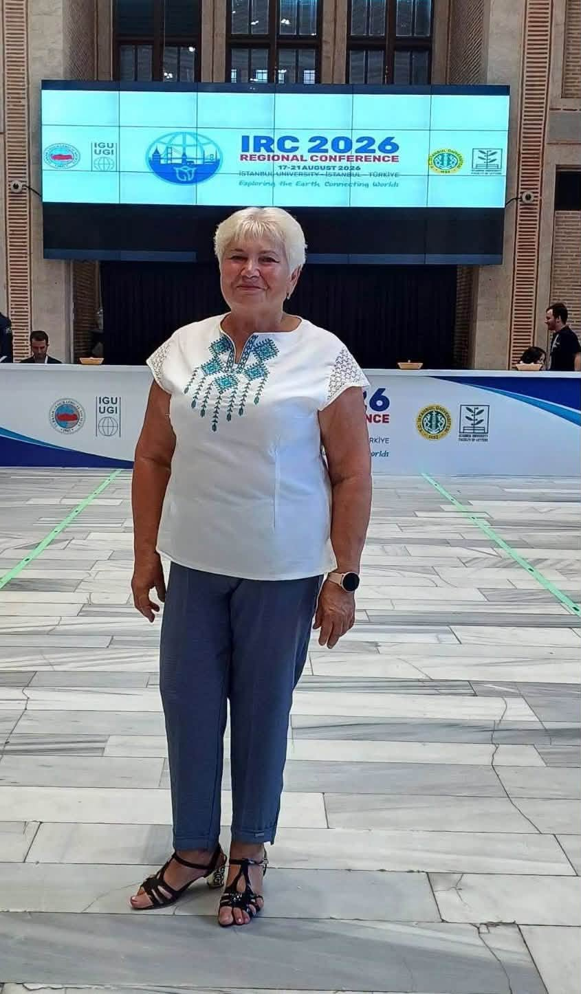 Президент України відзначив трьох освітян із Прикарпаття 1 image 25