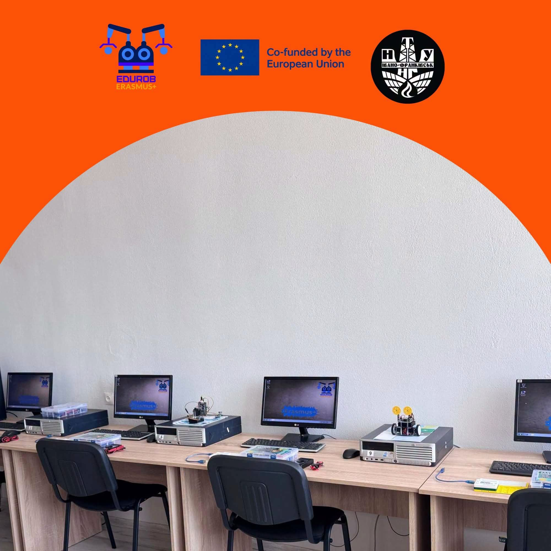 В ІФНТУНГ відкрили сучасну навчальну лабораторію робототехніки EduRob (ФОТО) 3 image 59 scaled 1